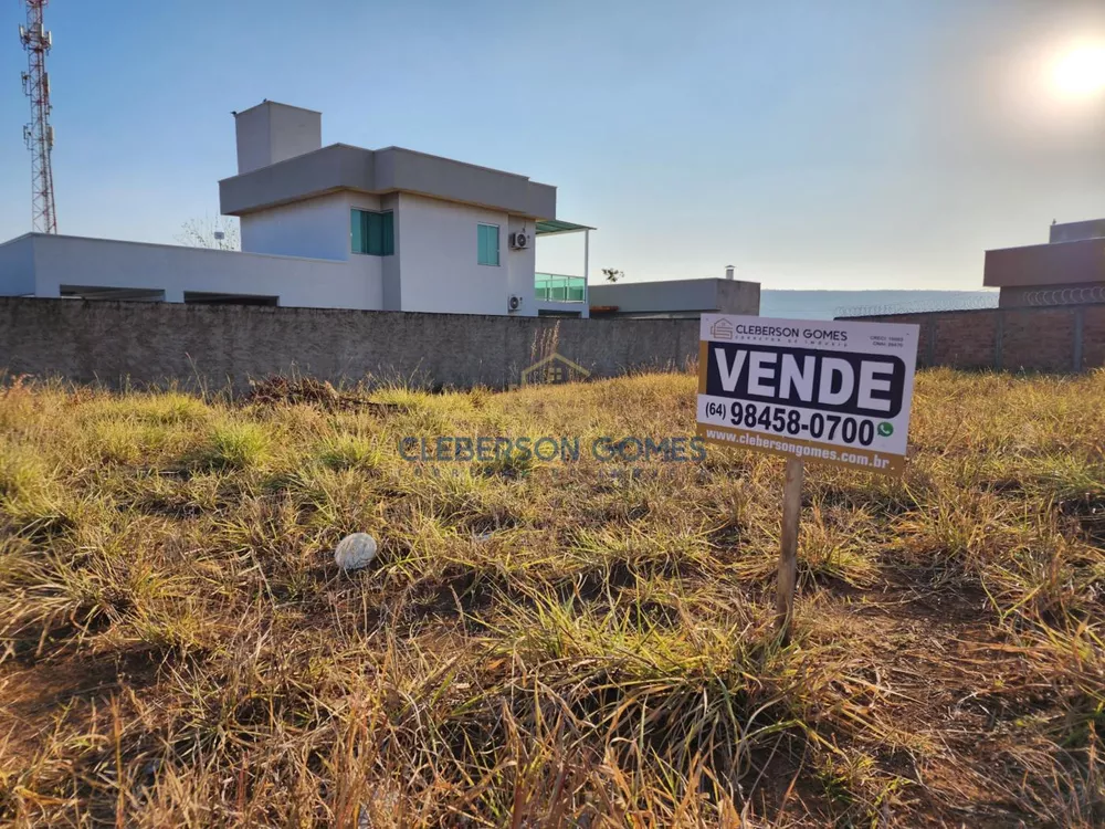 Terreno à venda, 300m² - Foto 1