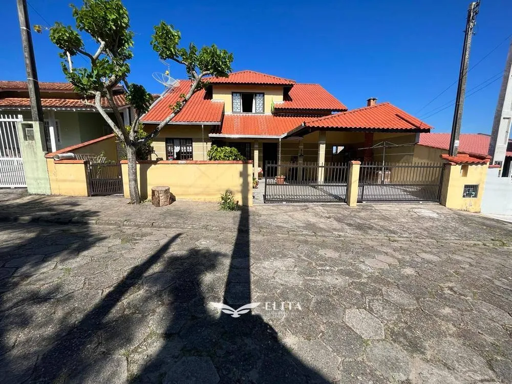 Sobrado, 5 quartos, 170 m² - Foto 1