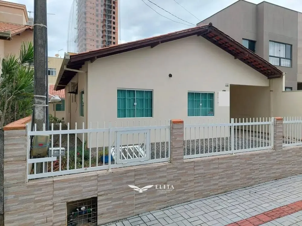 Casa, 2 quartos, 264 m² - Foto 2