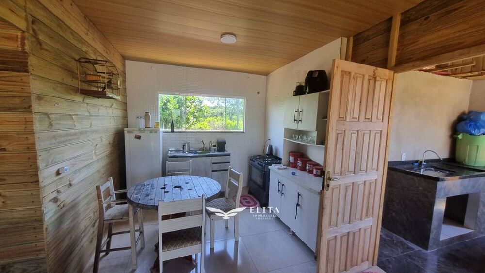 Casa à venda com 3 quartos, 92m² - Foto 3