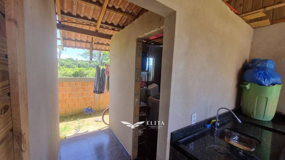 Casa à venda com 3 quartos, 92m² - Foto 13