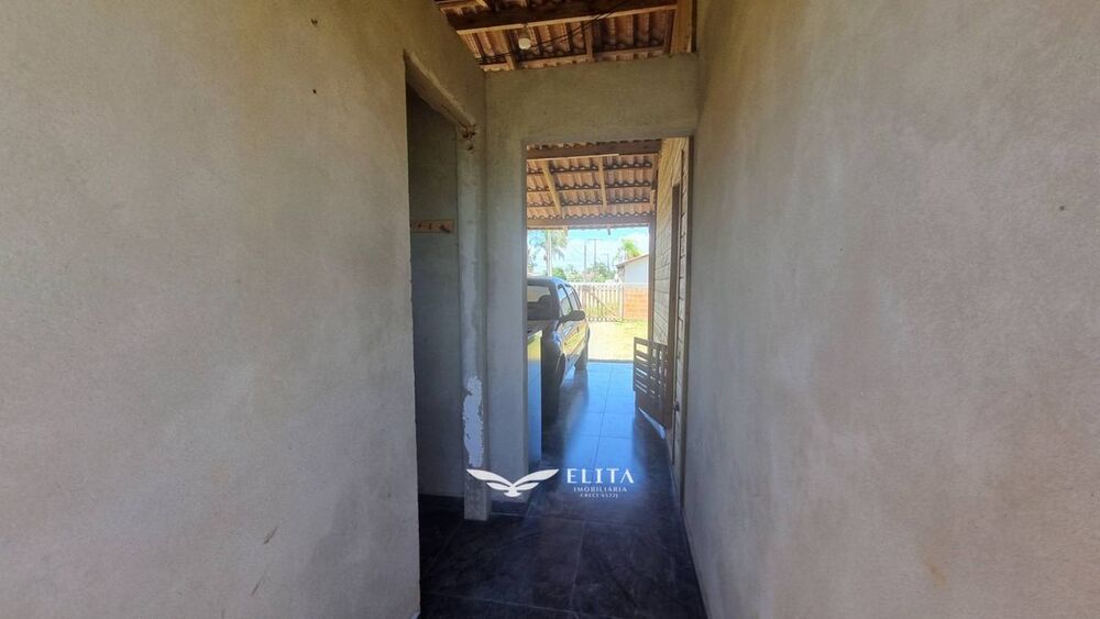 Casa à venda com 3 quartos, 92m² - Foto 11