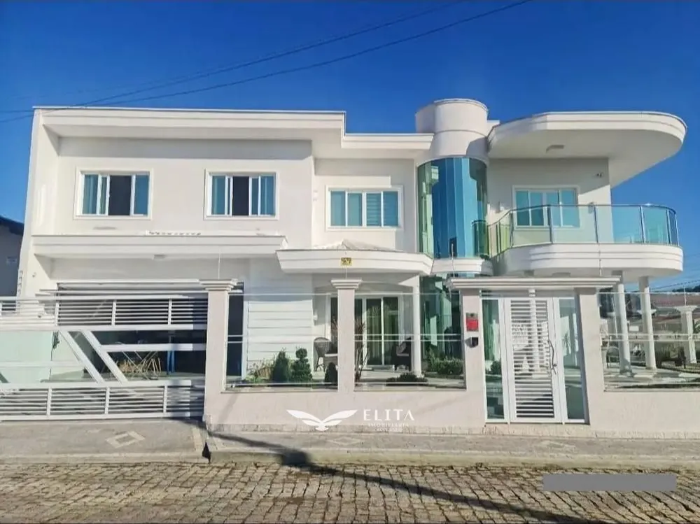 Casa, 3 quartos, 280 m² - Foto 1