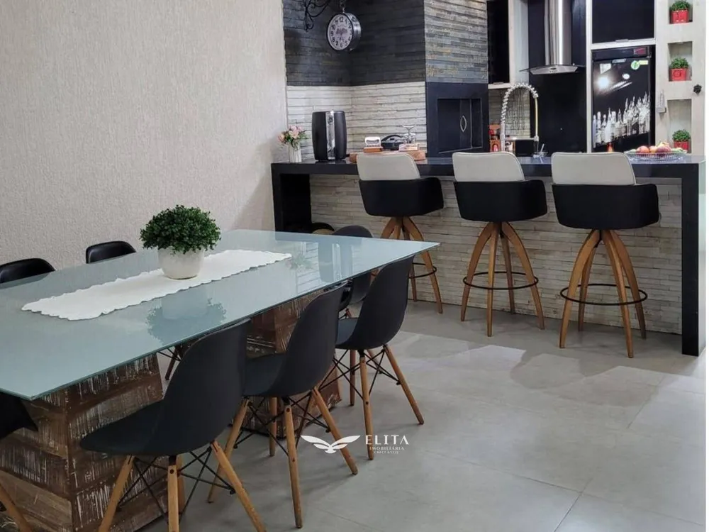 Casa, 3 quartos, 280 m² - Foto 3