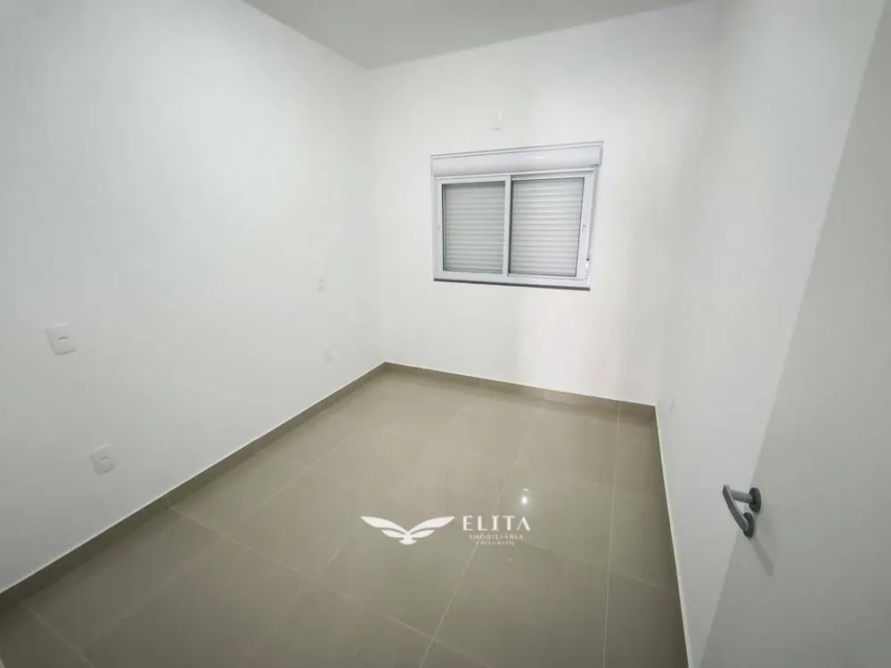 Casa, 3 quartos, 92 m² - Foto 5