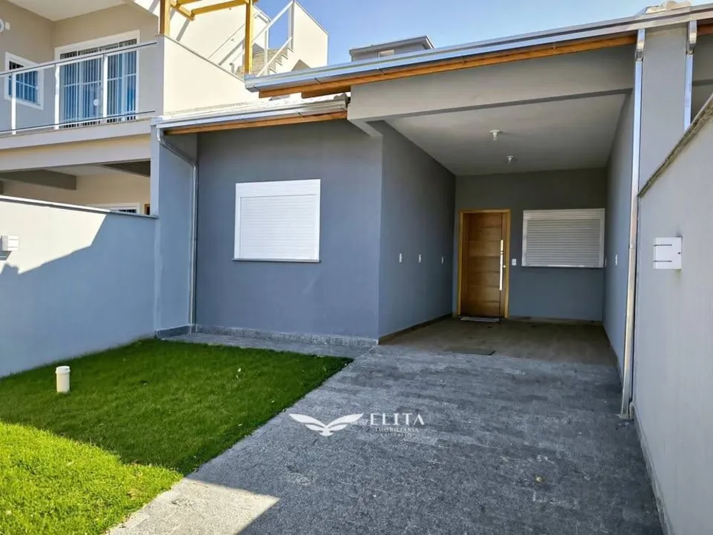 Casa, 3 quartos, 92 m² - Foto 1