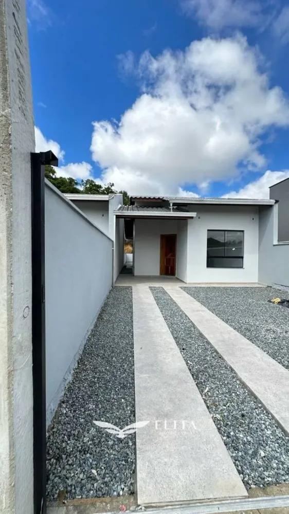 Casa, 2 quartos, 62 m² - Foto 1