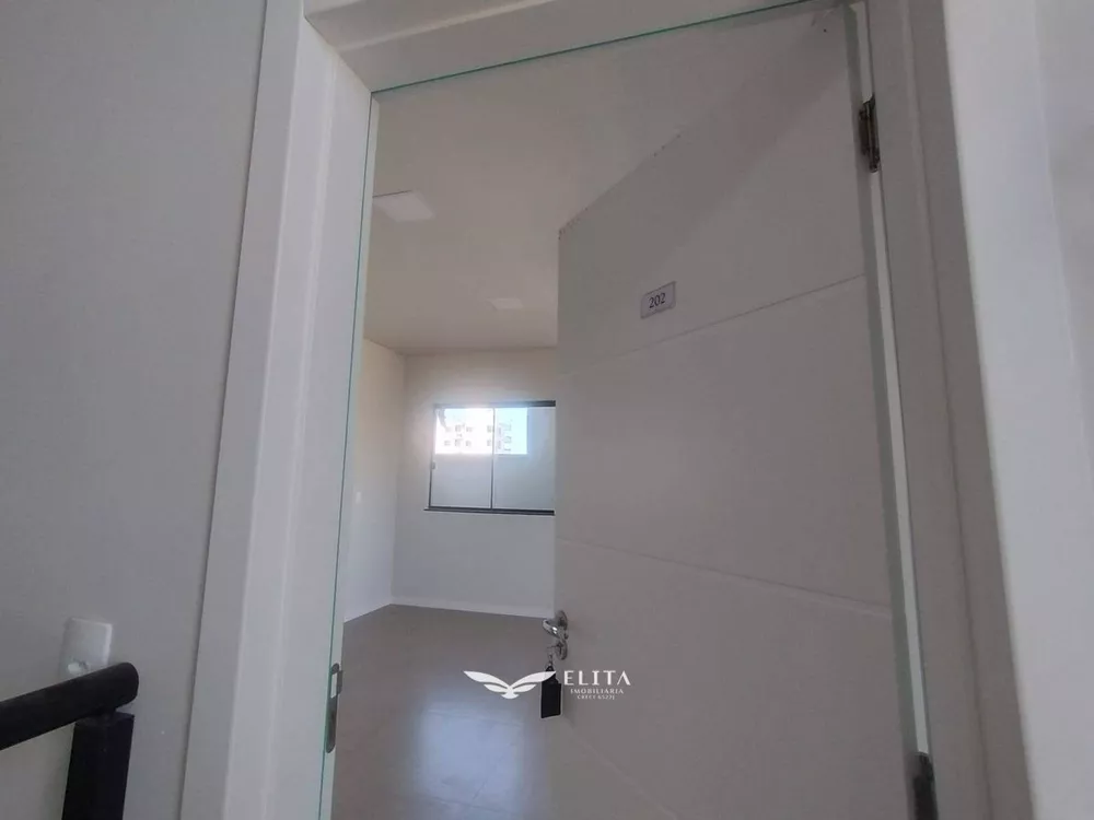 Apartamento à venda com 3 quartos, 84m² - Foto 2