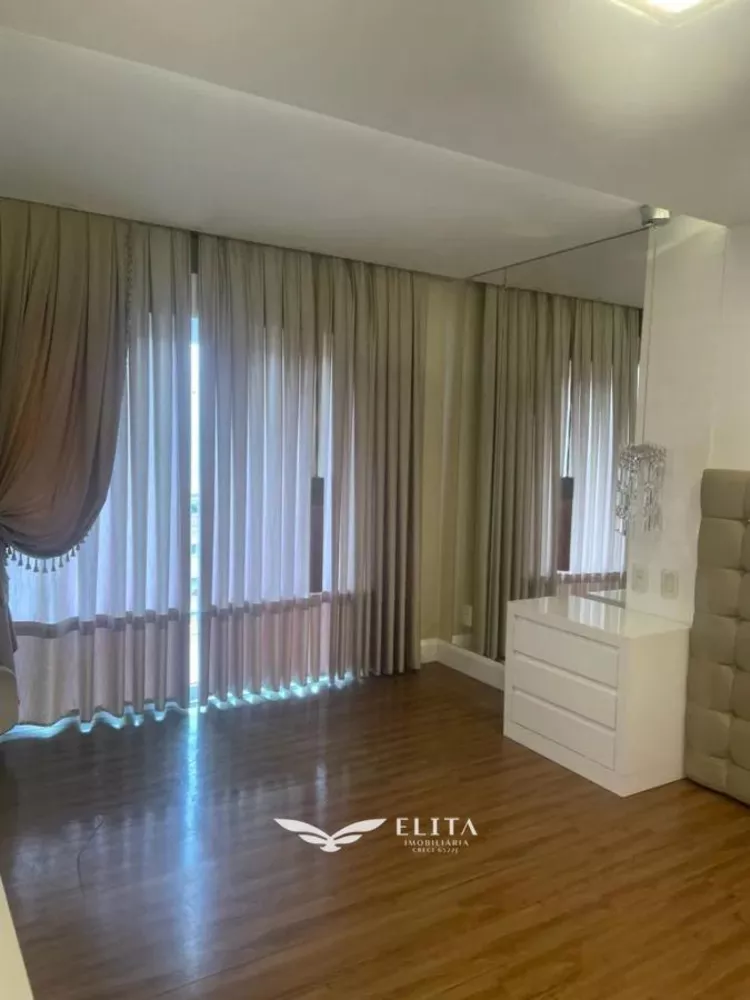 Casa à venda com 4 quartos, 327m² - Foto 3