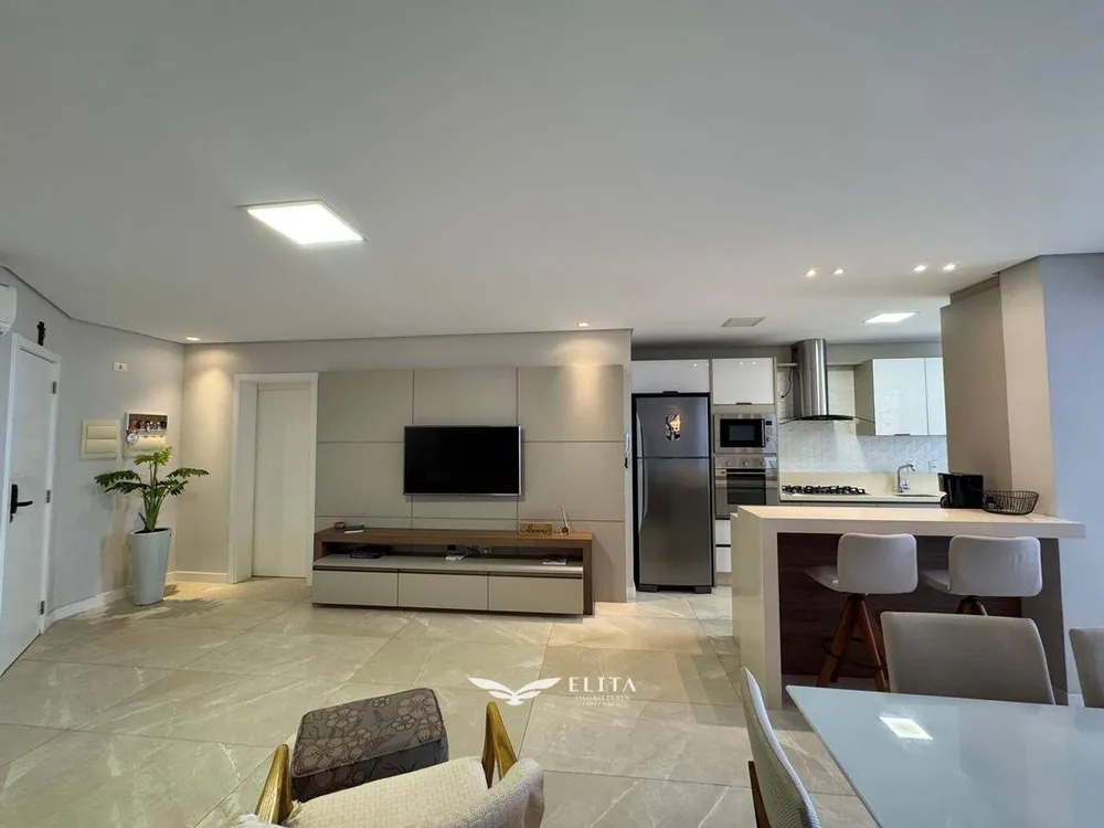 Apartamento, 3 quartos, 130 m² - Foto 1