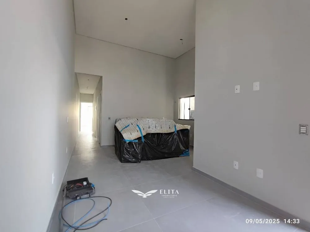 Casa, 3 quartos, 81 m² - Foto 2