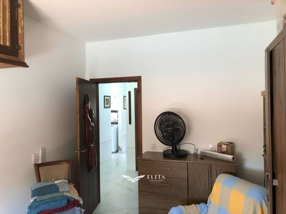 Casa, 3 quartos, 180 m² - Foto 1