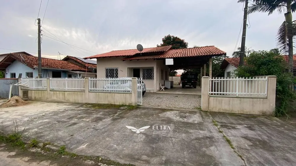 Casa, 2 quartos, 52 m² - Foto 1