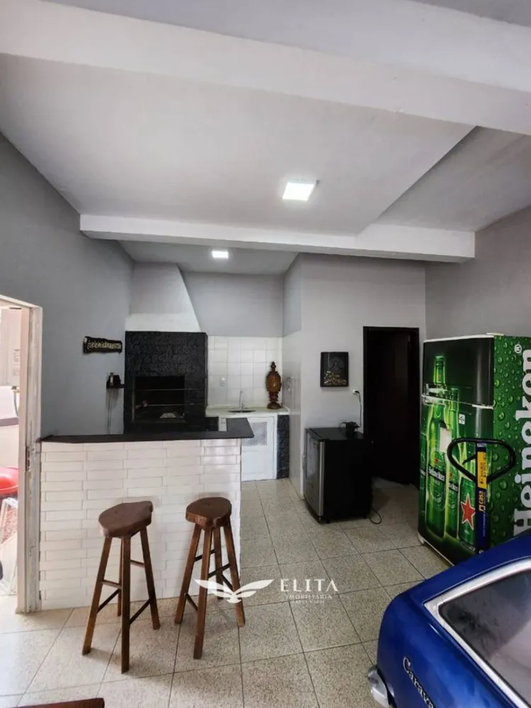 Sobrado, 3 quartos, 198 m² - Foto 1