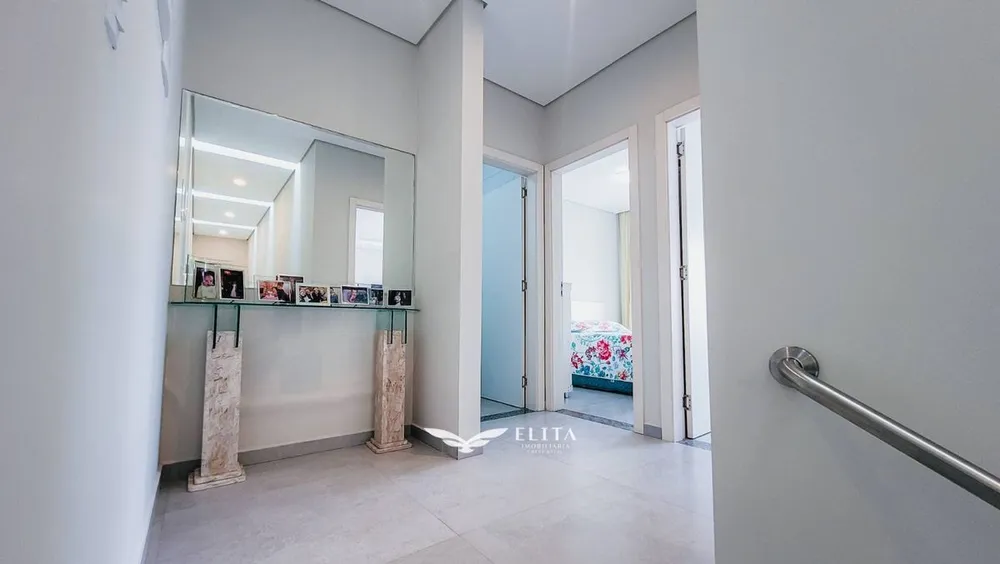 Sobrado, 4 quartos, 246 m² - Foto 8