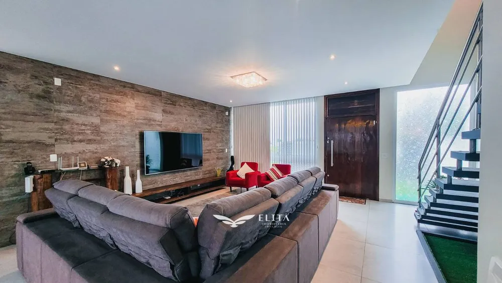 Sobrado, 4 quartos, 246 m² - Foto 2