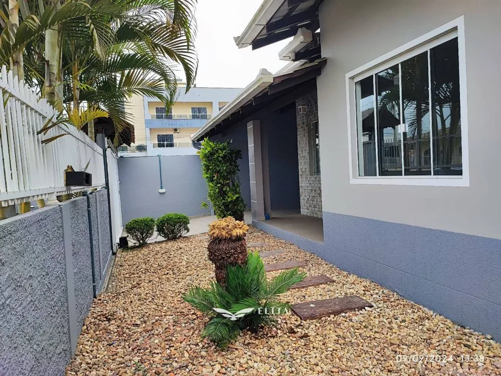 Casa, 3 quartos, 122 m² - Foto 2