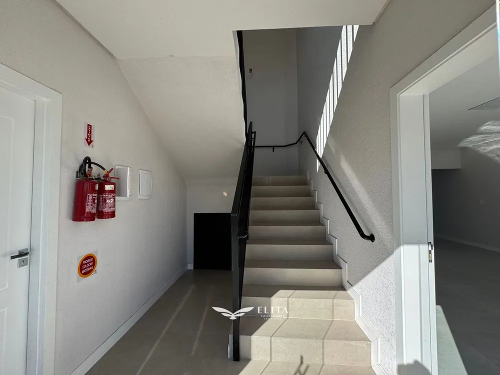 Apartamento, 3 quartos, 125 m² - Foto 2