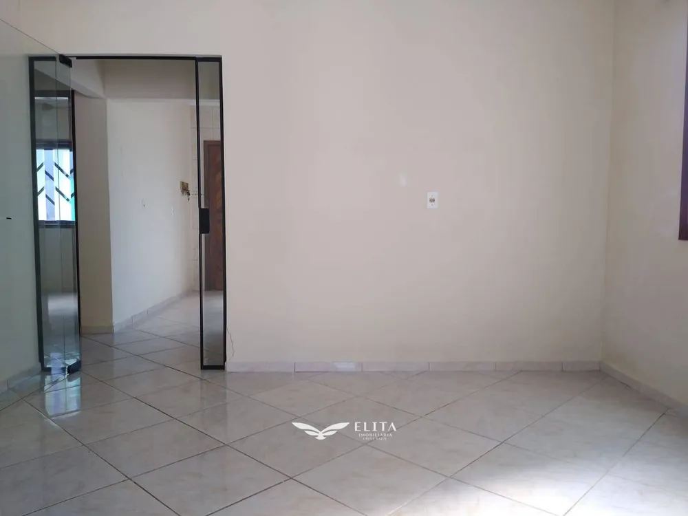Casa, 2 quartos, 70 m² - Foto 4
