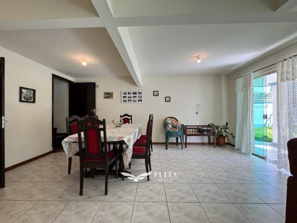 Sobrado, 6 quartos, 300 m² - Foto 2