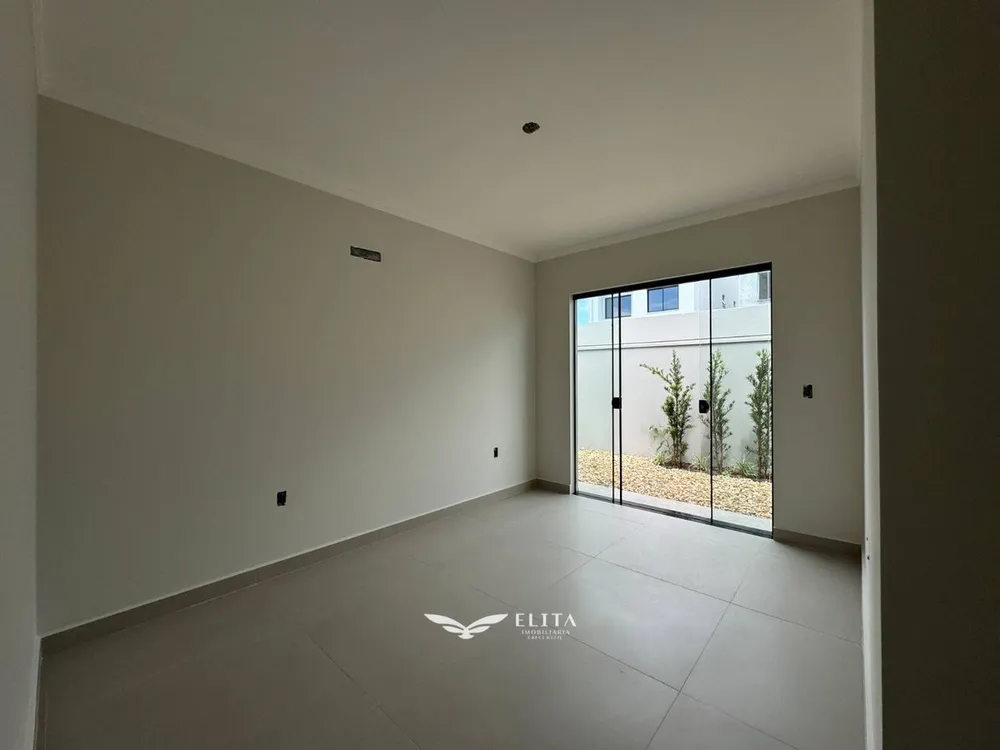 Casa, 3 quartos, 81 m² - Foto 2