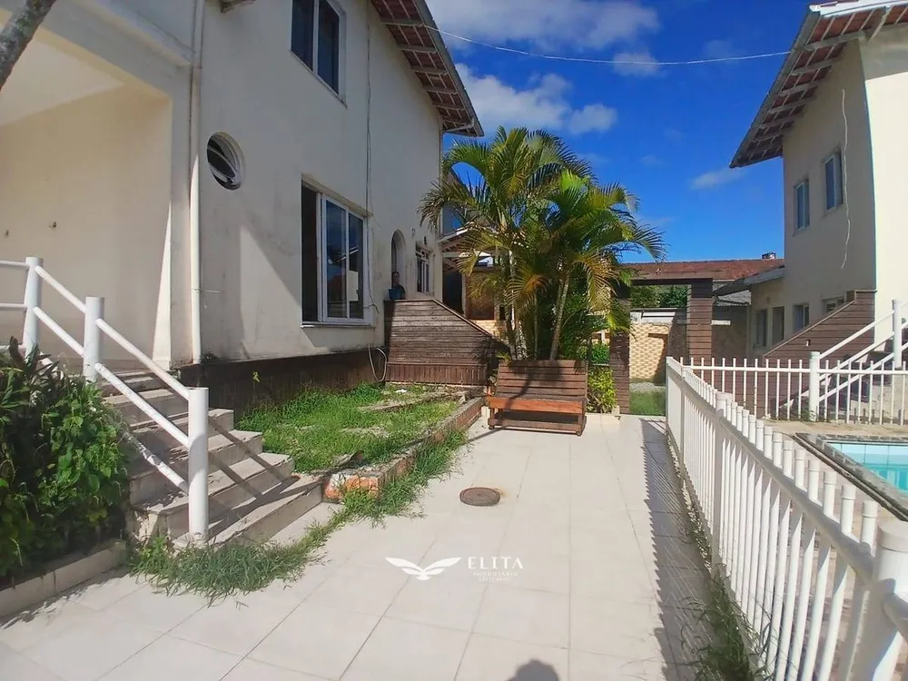 Sobrado, 7 quartos, 400 m² - Foto 7