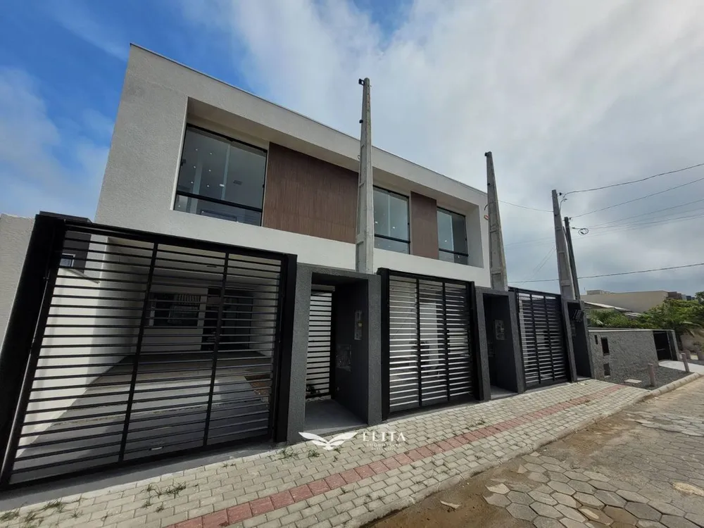 Sobrado, 3 quartos, 131 m² - Foto 1