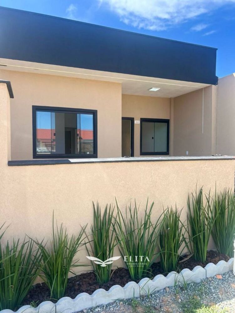 Casa à venda com 2 quartos, 69m² - Foto 4