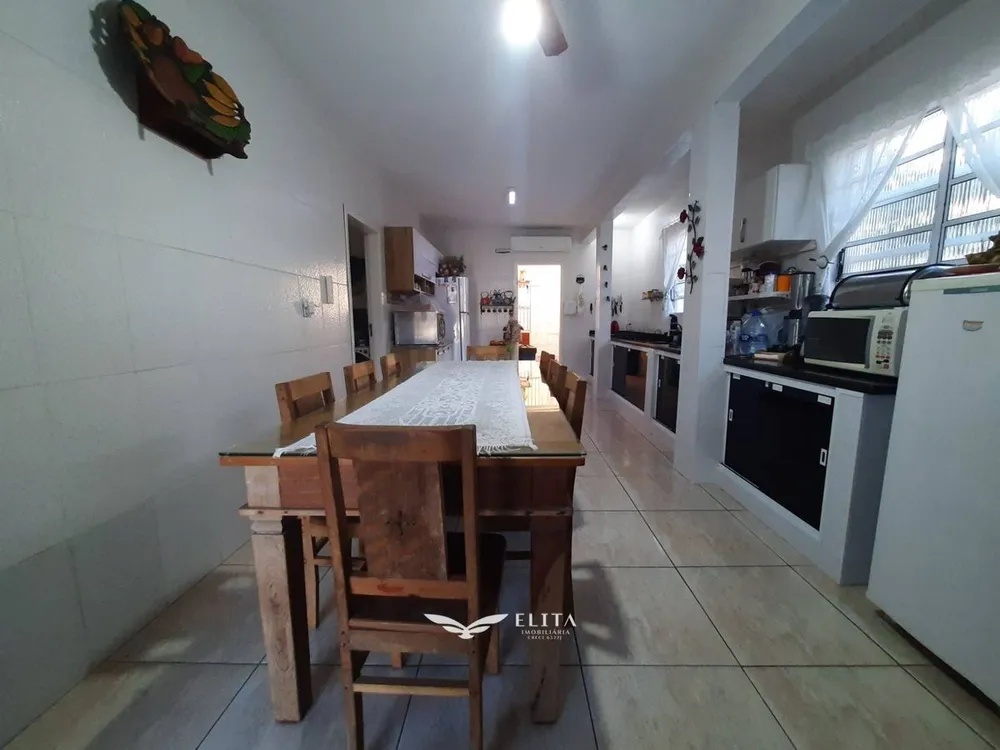 Casa, 3 quartos, 171 m² - Foto 3