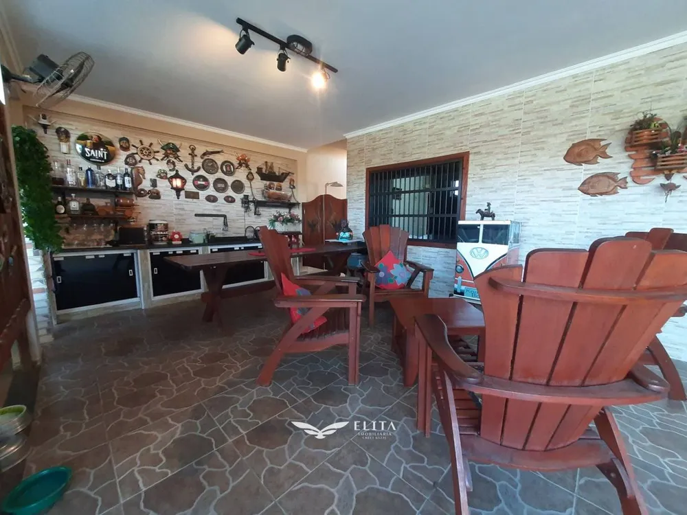 Casa, 3 quartos, 171 m² - Foto 1