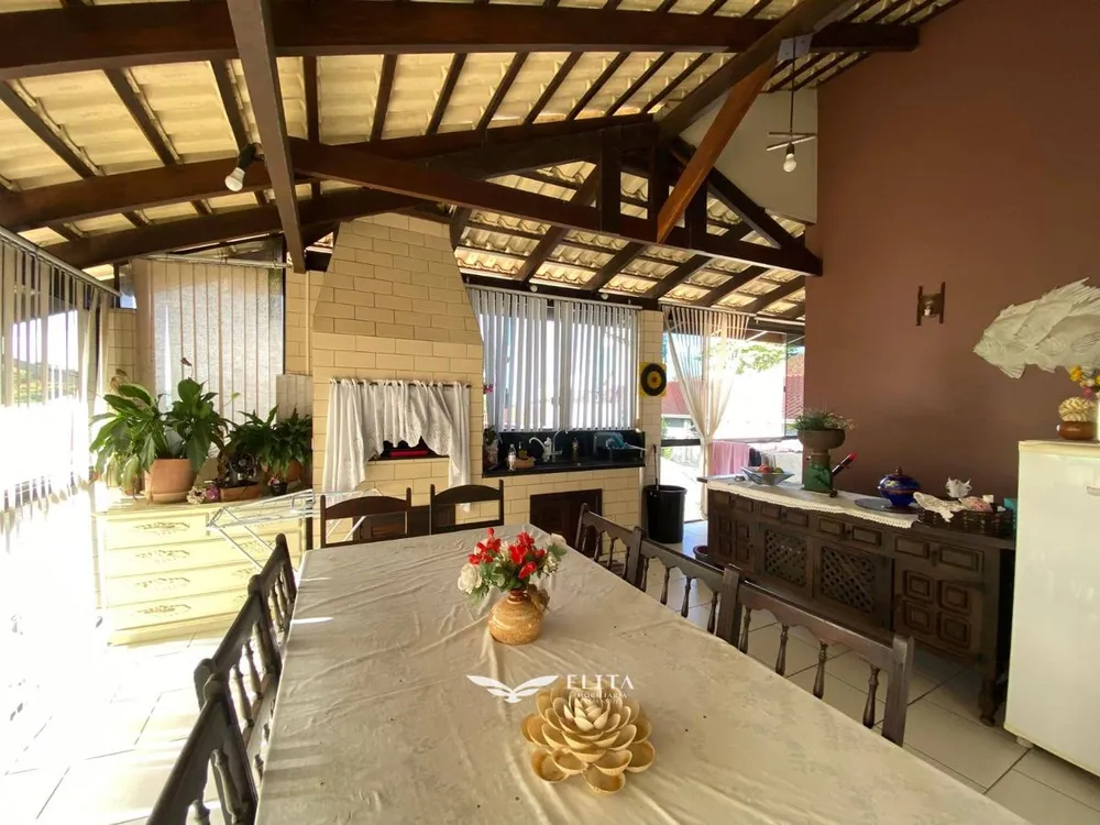 Casa, 3 quartos, 180 m² - Foto 11