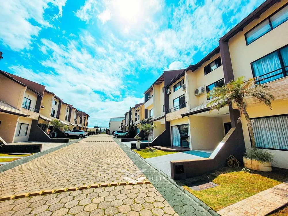 Casa, 6 quartos, 212 m² - Foto 10