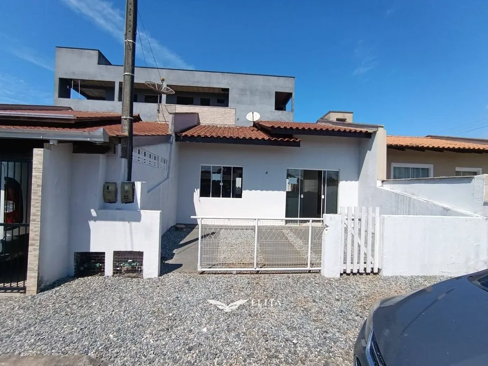 Casa, 2 quartos, 47 m² - Foto 1