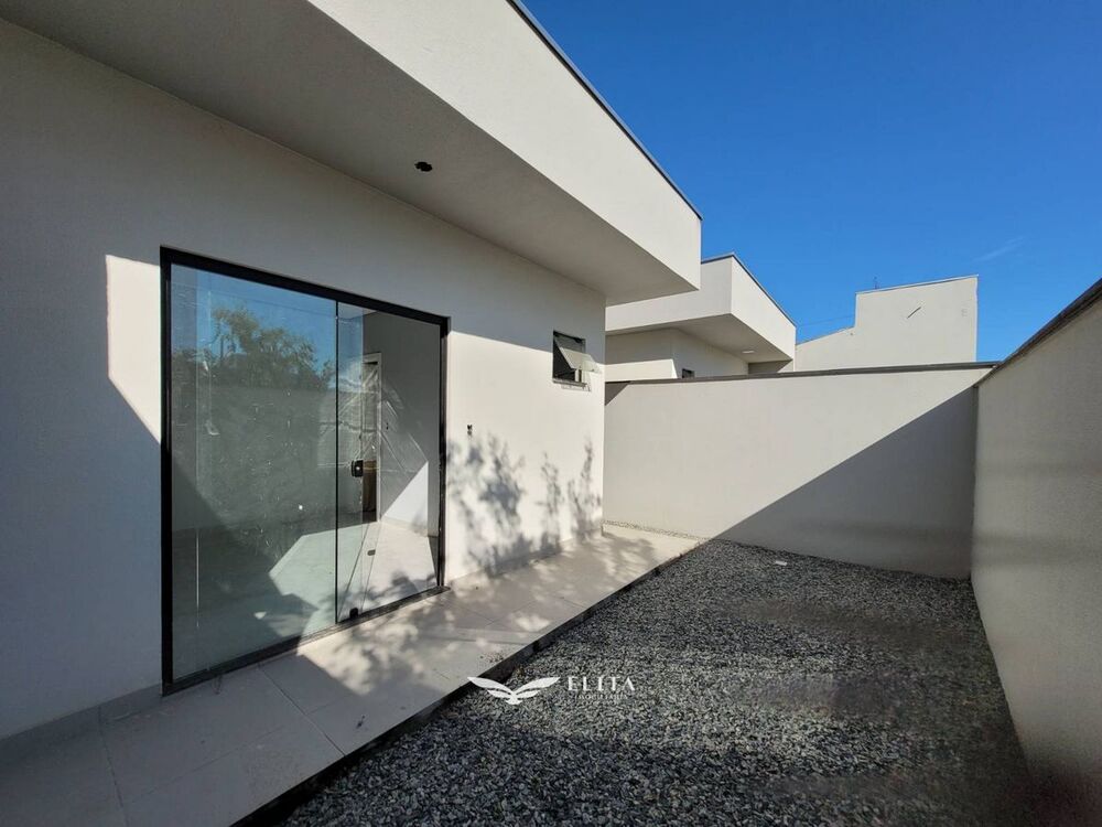 Casa à venda com 3 quartos, 86m² - Foto 3