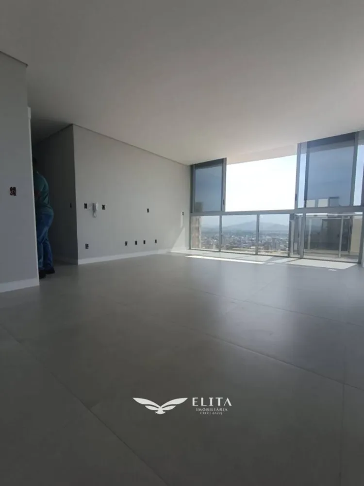 Apartamento, 3 quartos, 124 m² - Foto 2