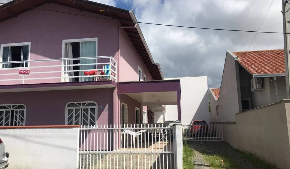 Sobrado, 3 quartos, 256 m² - Foto 2