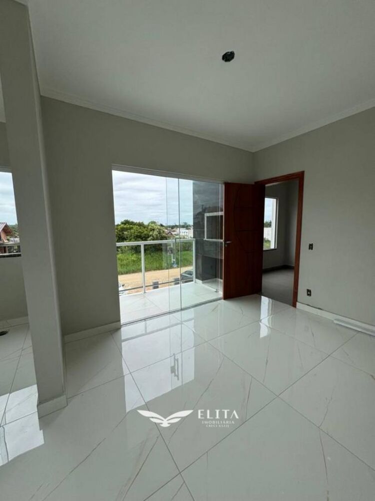 Apartamento à venda com 2 quartos, 60m² - Foto 2