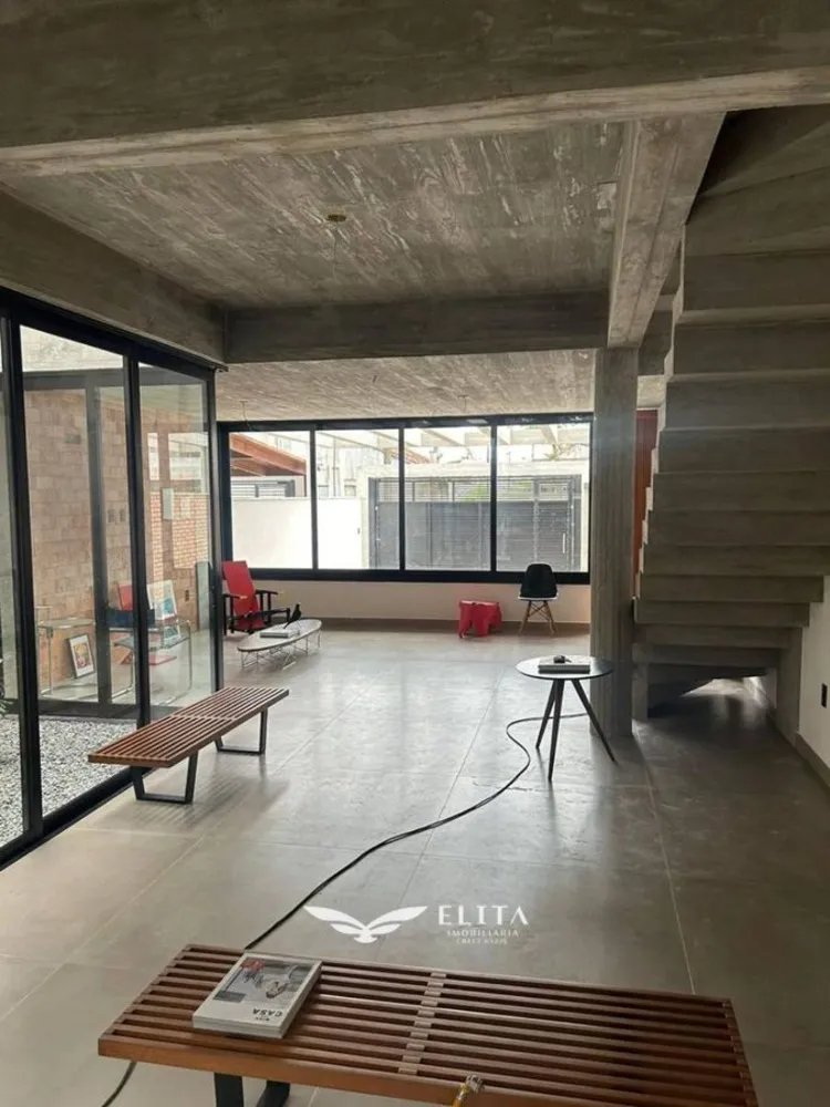 Sobrado, 3 quartos, 165 m² - Foto 1