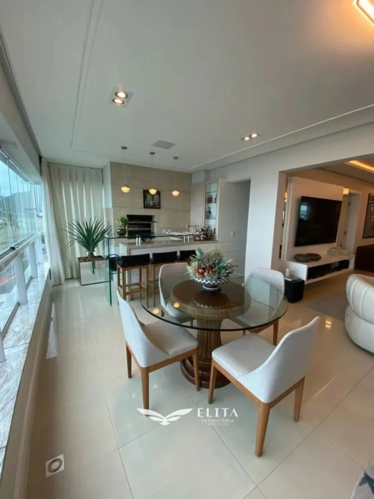 Apartamento, 3 quartos, 207 m² - Foto 1