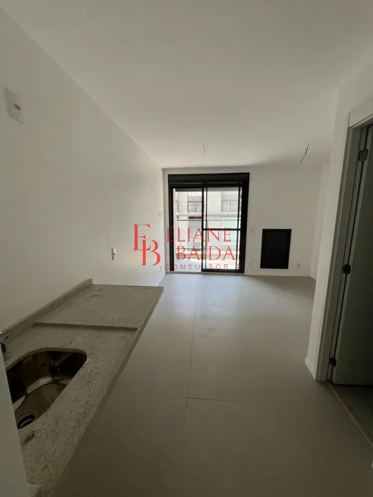 Apartamento, 1 quarto, 28 m² - Foto 2