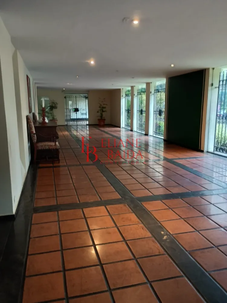 Apartamento, 3 quartos, 242 m² - Foto 4