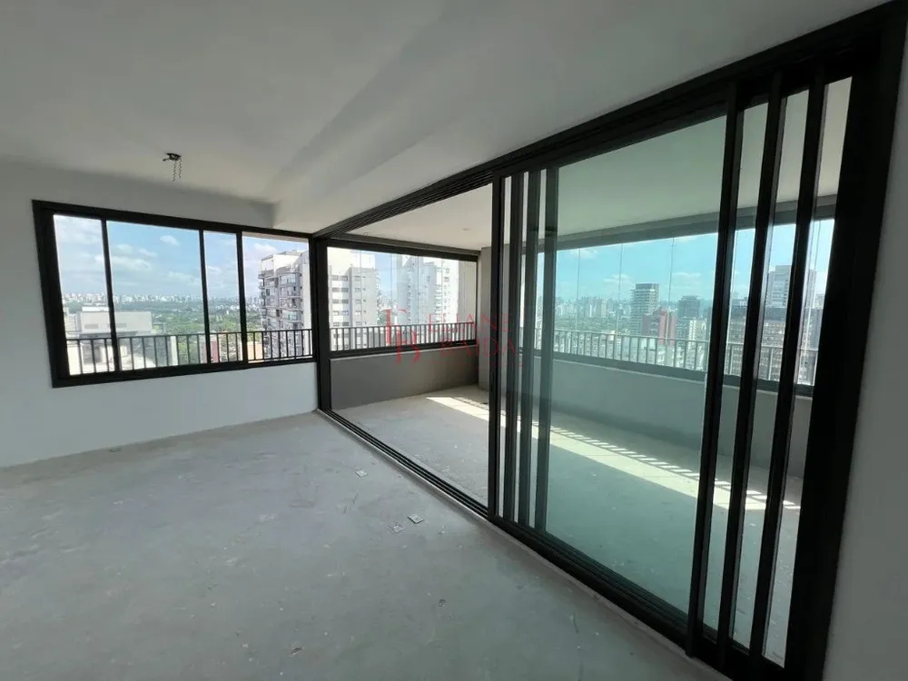 Apartamento, 3 quartos, 170 m² - Foto 1