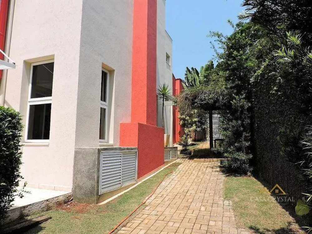 Casa de Condomínio à venda com 4 quartos, 400m² - Foto 4