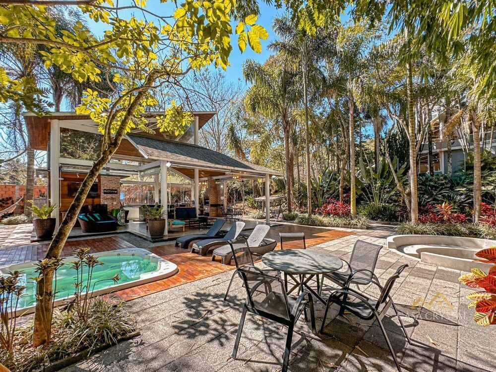 Casa de Condomínio à venda com 4 quartos, 596m² - Foto 2