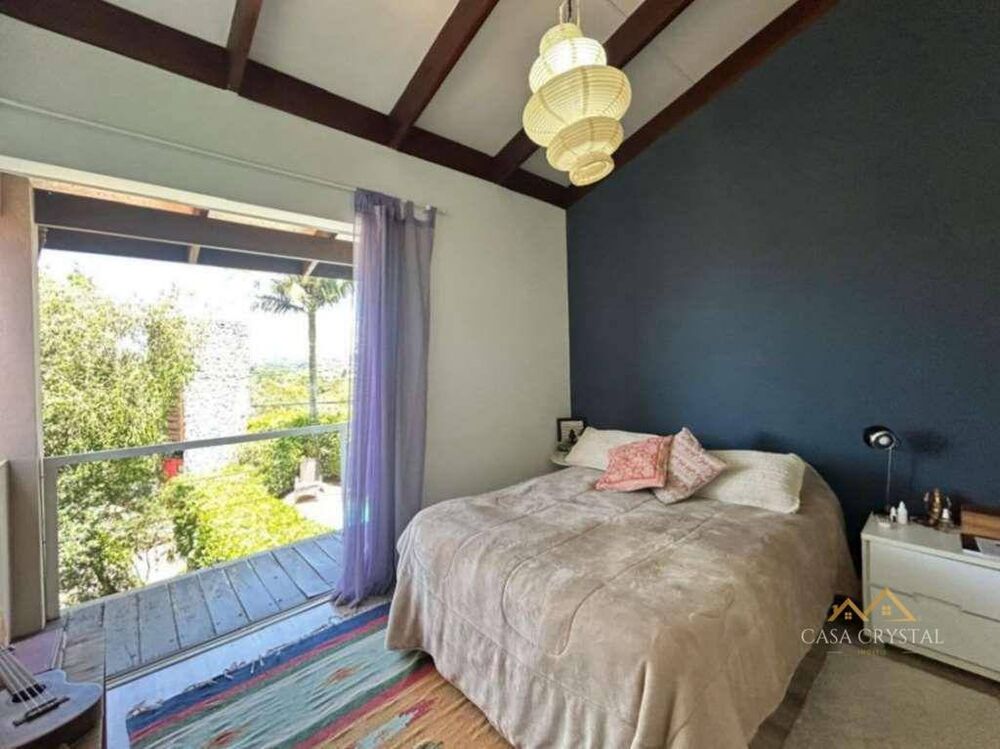 Casa de Condomínio à venda com 4 quartos, 221m² - Foto 9