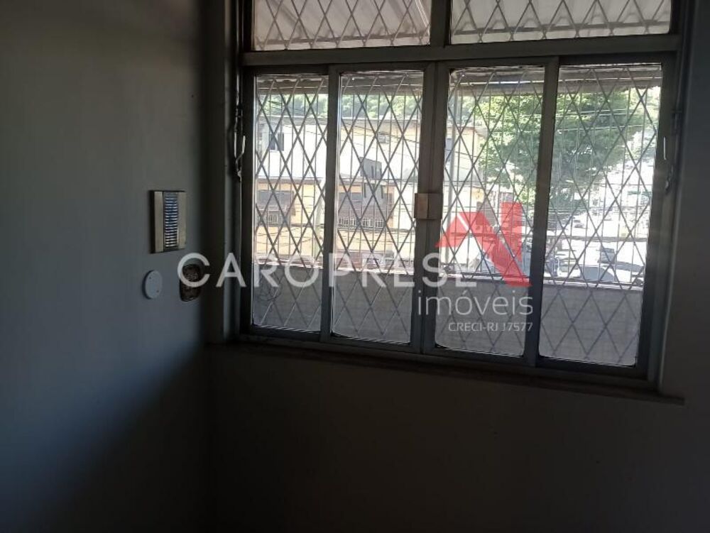 Apartamento à venda com 2 quartos, 87m² - Foto 4