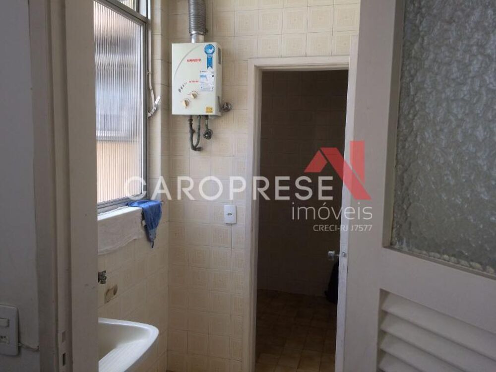 Apartamento para alugar com 2 quartos, 65m² - Foto 11