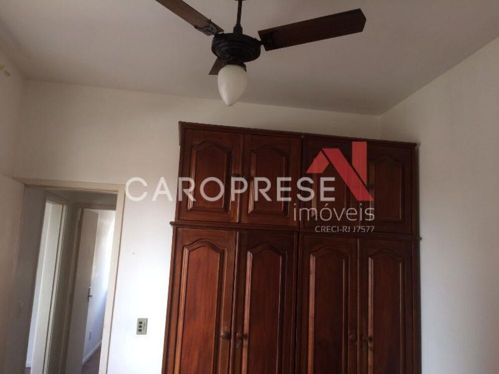 Apartamento para alugar com 2 quartos, 65m² - Foto 9