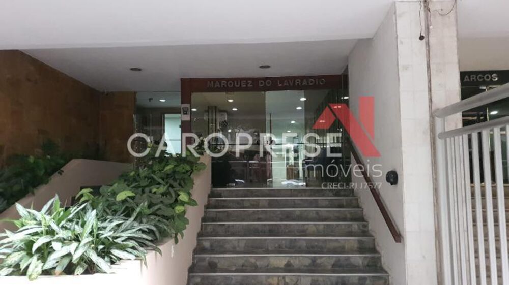 Apartamento à venda com 2 quartos, 104m² - Foto 1