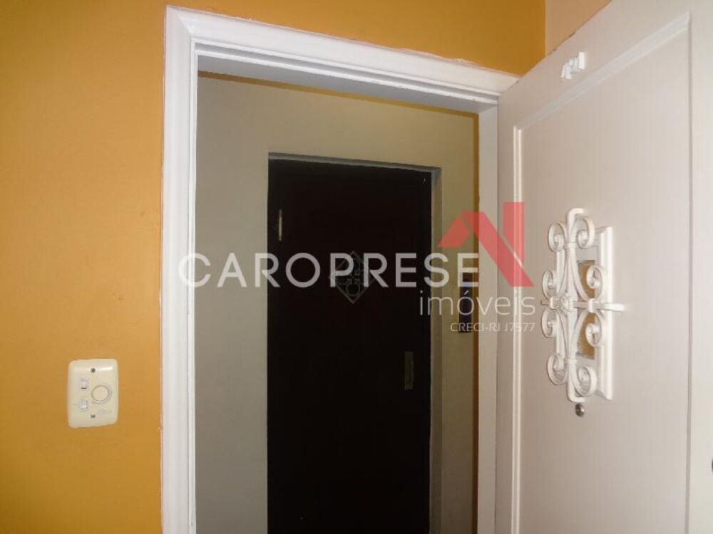 Apartamento à venda com 3 quartos, 92m² - Foto 3